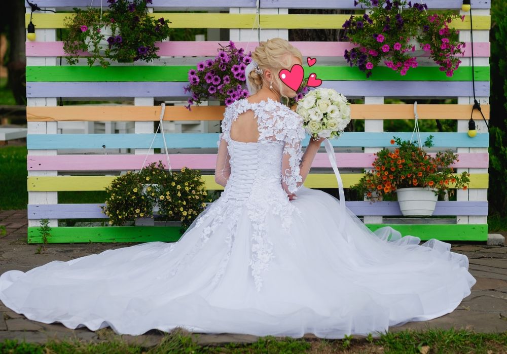 Свадебное платье с индивидуальным пошивом.