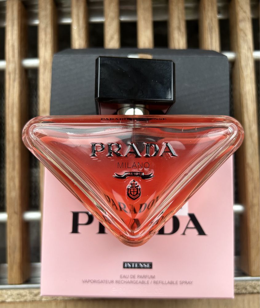 парфум PRADA PARADOXE intense