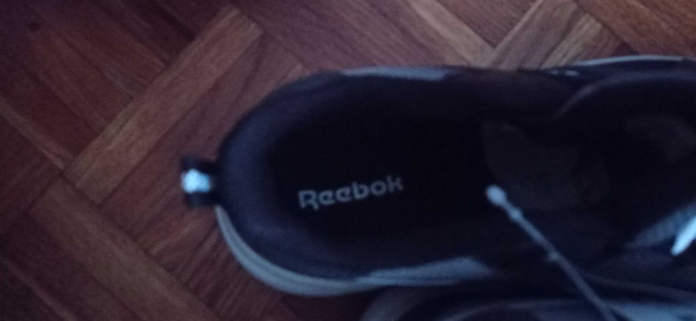 Reebok czarne roz. 37