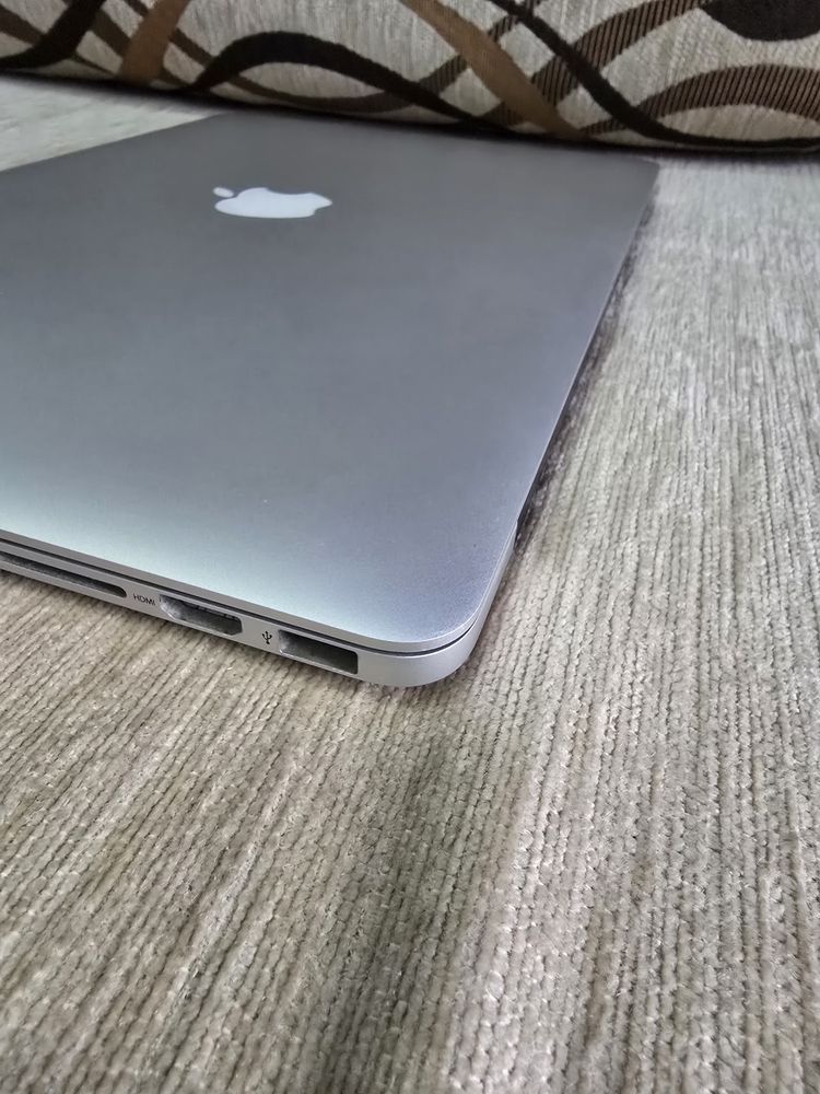 Laptop Apple MacBook Pro 15" 2015 i7 16GB / 256 GB Etui BDB