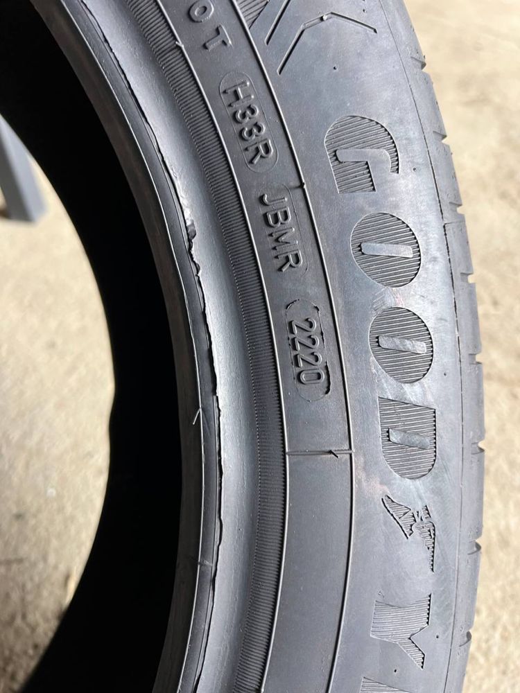 Шини 215/55 r17 Goodyear Efficient grip 2020р (531)