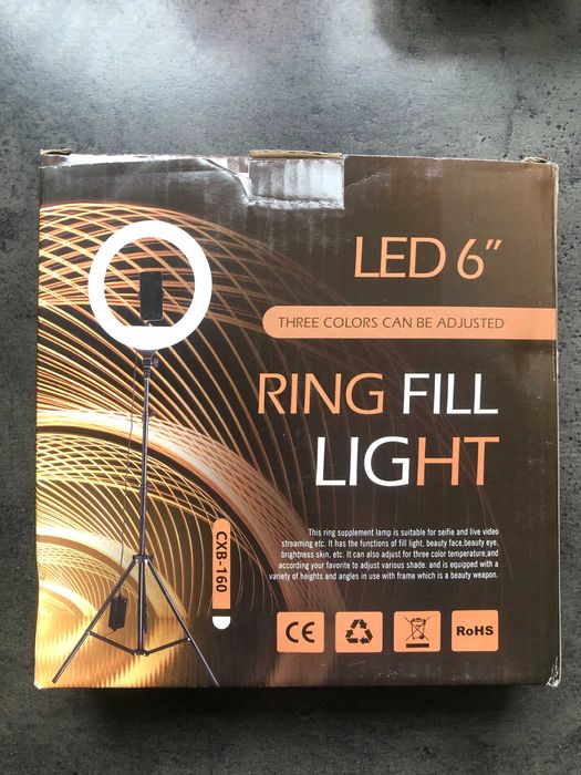 Лампа лед блогера нова