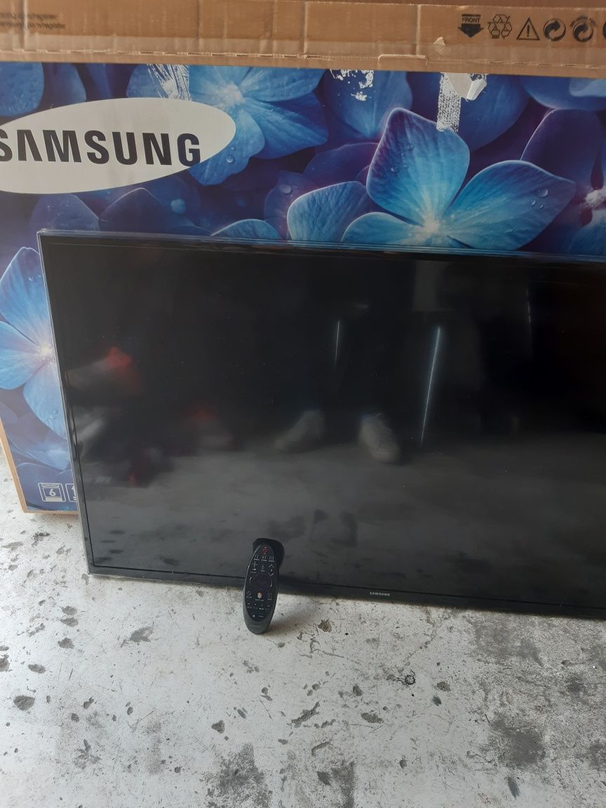 Telewizor Samsung 40 cali, uszkodzona matryca