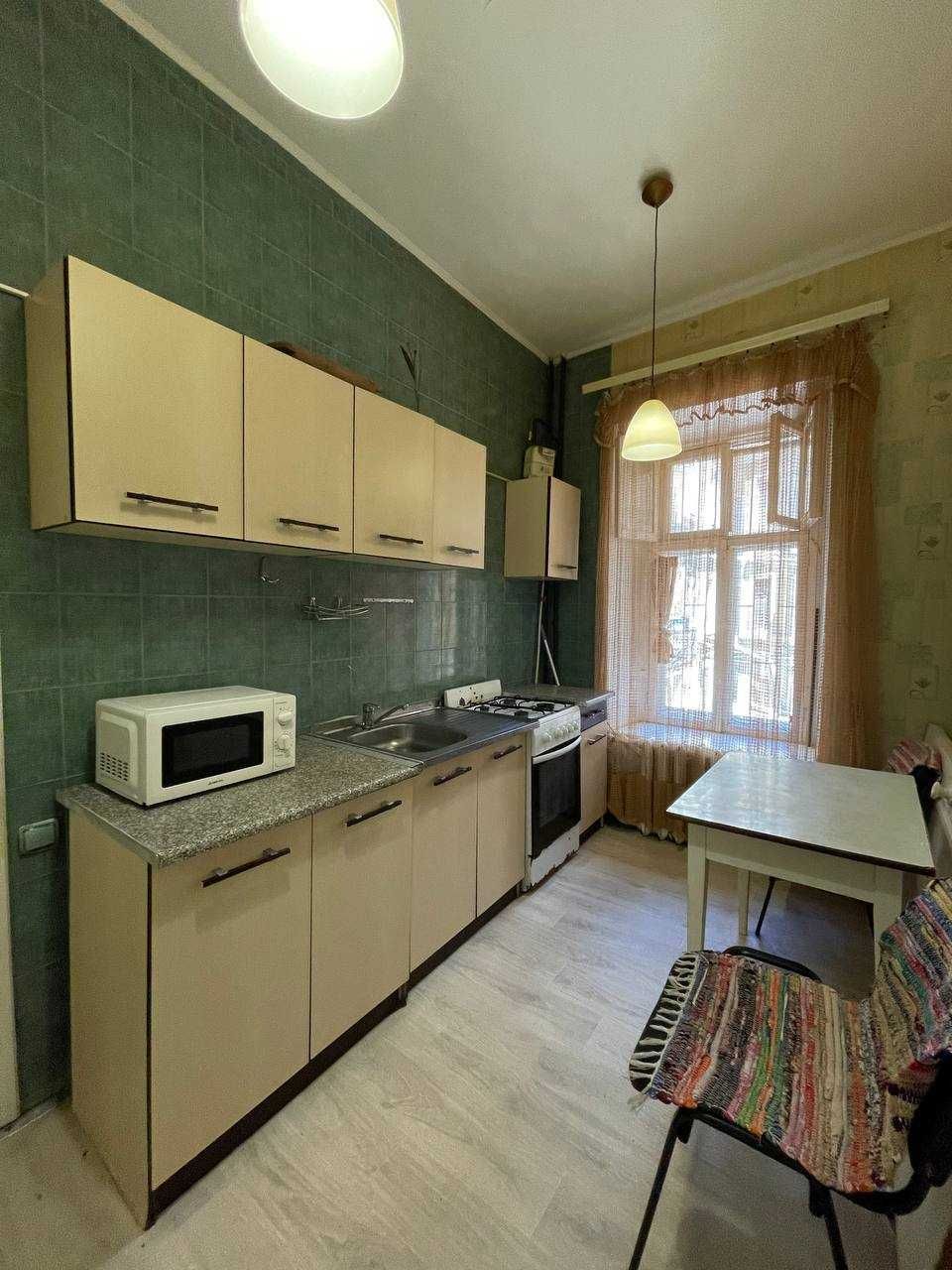 Продається самостійна однокімнатна квартира в Приморському районі!
