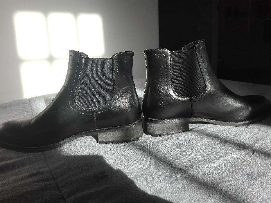 Botins/ botas baixas 39