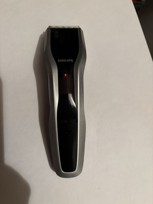 Maquina barbear Philips Hair Clipper HC5440 (barba e cabelo)