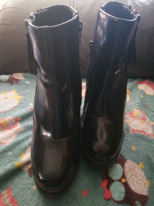 Botas de cowboy 20€ calçado guimarães e Marypaz tamanho 38