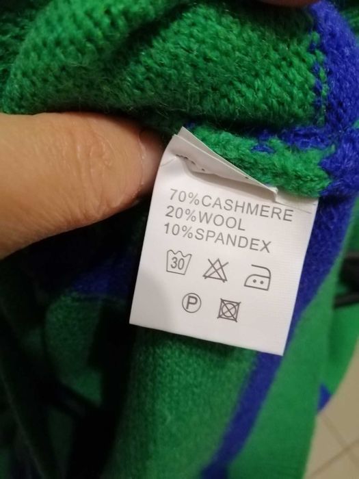 Свитер кардиган 70% кашемір  20% вовни р. 42-50 Турція