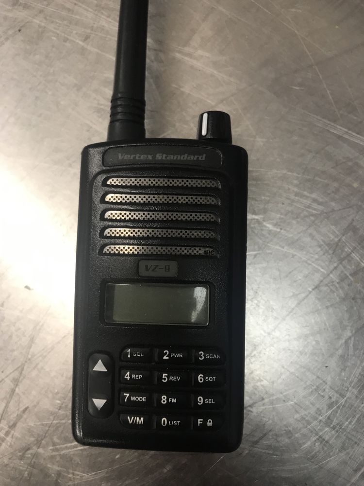 Vertex Standard VZ-9 рация, радиостанция.