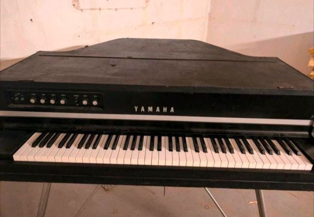 Yamaha CP-70B – Piano Elétrico Vintage