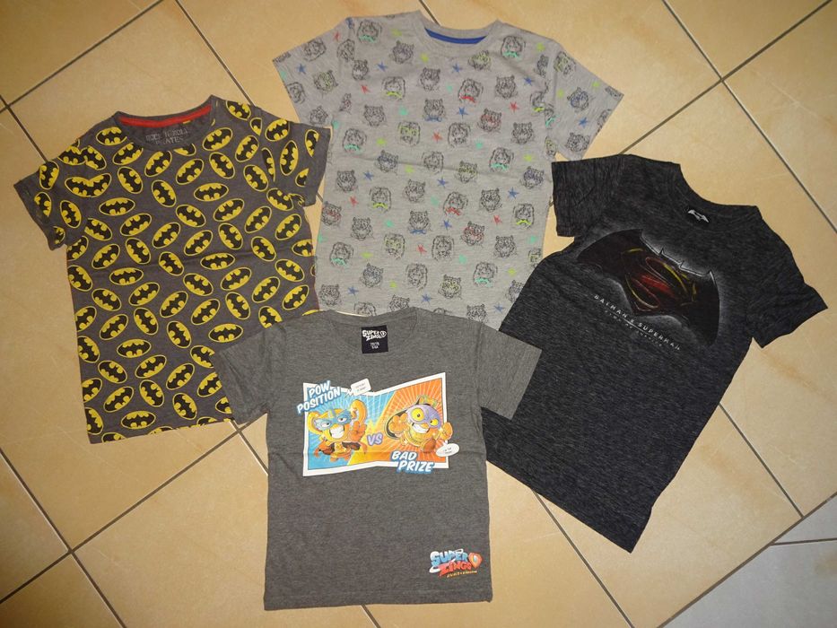 4x Super Zings Olly & Molly Batman Superman DC Comics koszulki  5-6 l.