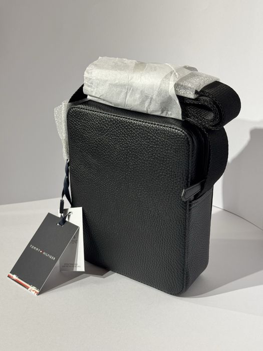 100% ОРИГІНАЛ Tommy Hilfiger monogram reporter чоловіча сумка чорна