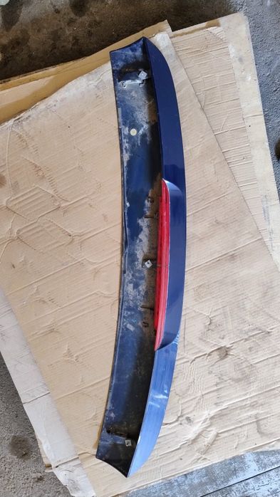 Спойлер на багажник таурег 2005