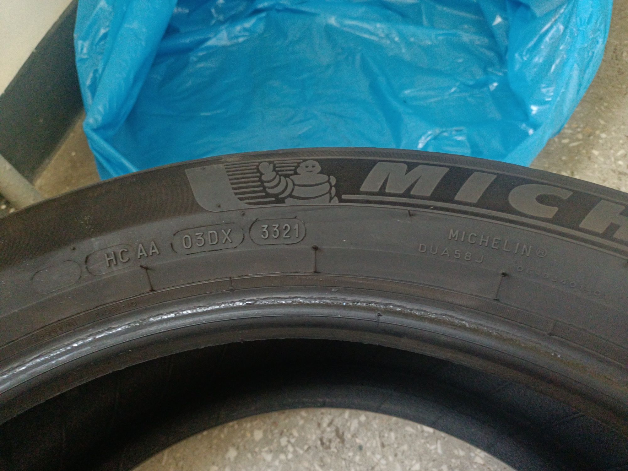Opony zimowe Michelin 255x45x20