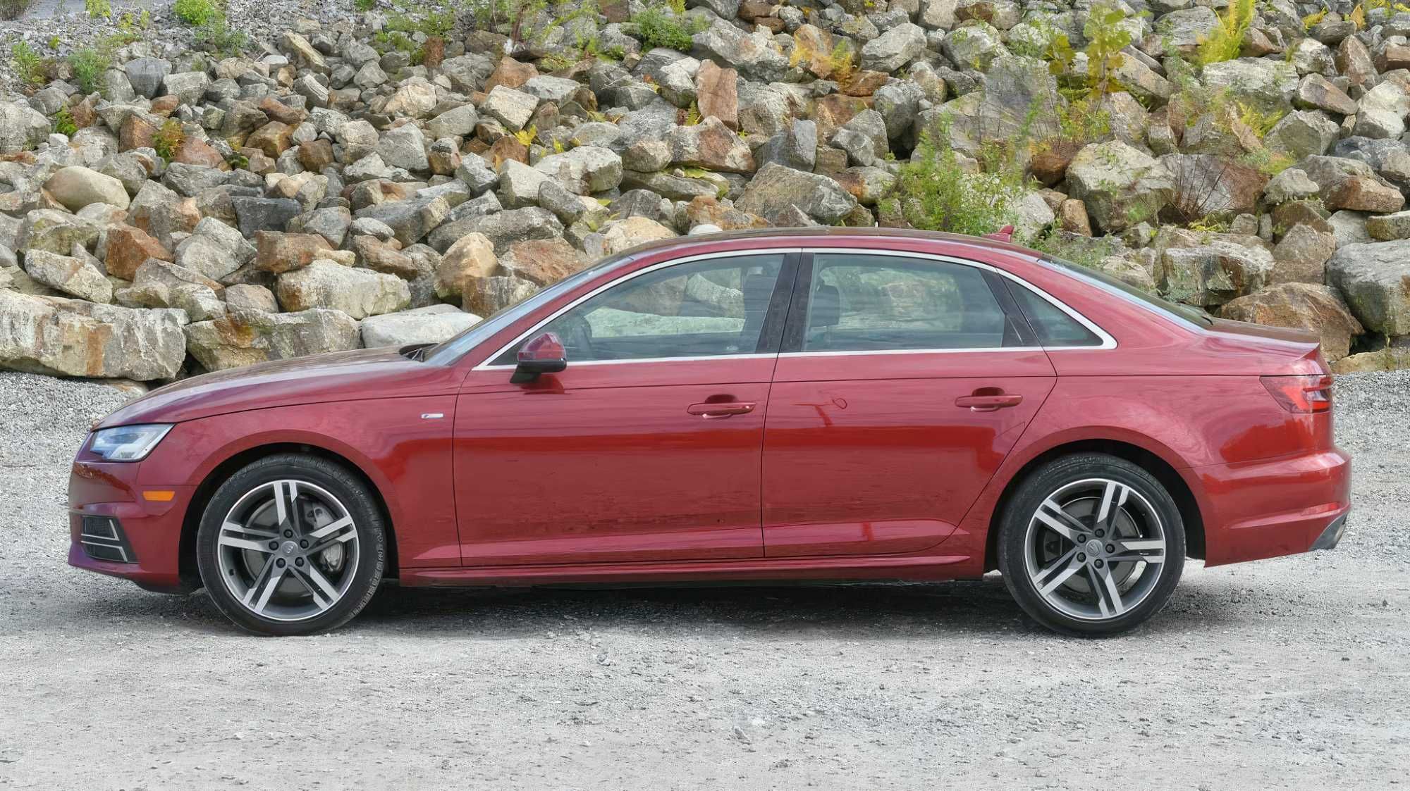 2018 Audi A4 quattro Premium Plus