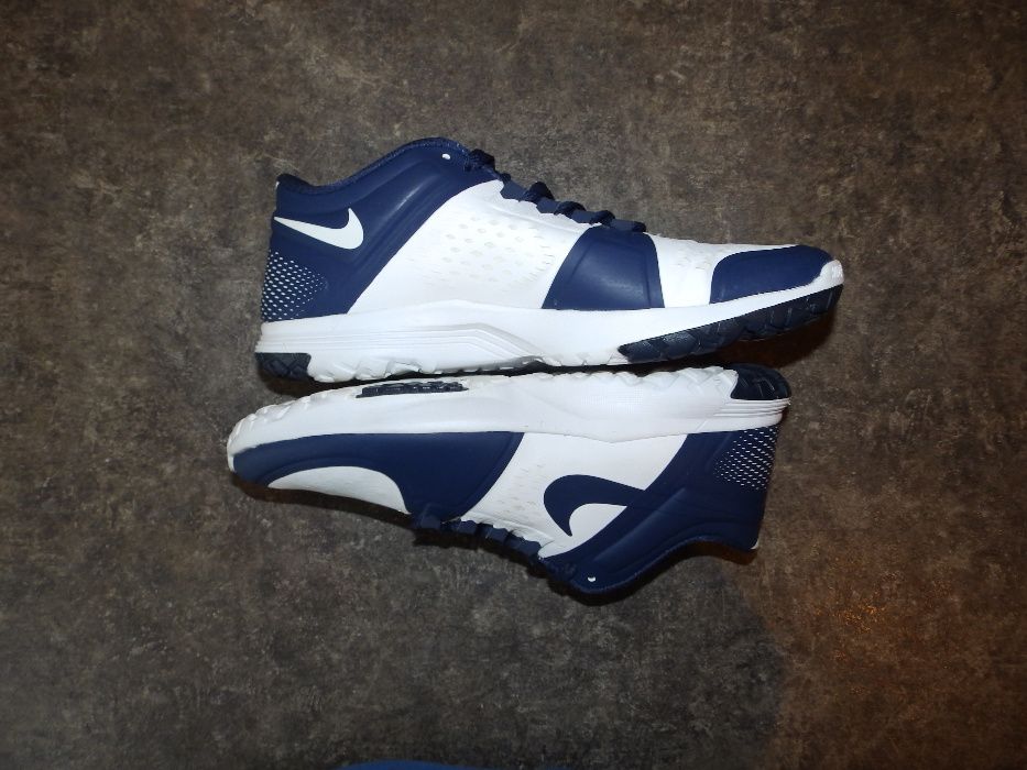 Кроссовки Nike FS Lite Trainer