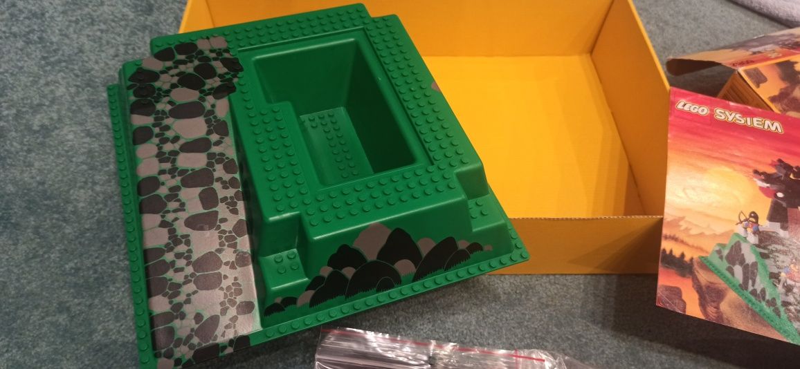 Lego 6082 Castle, Zamek