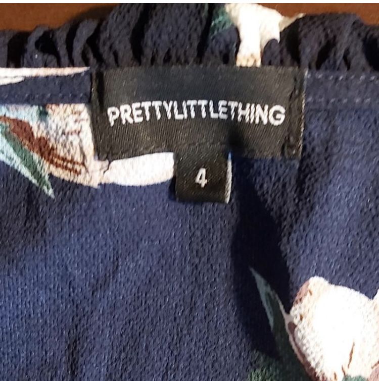 Плаття pretty little things