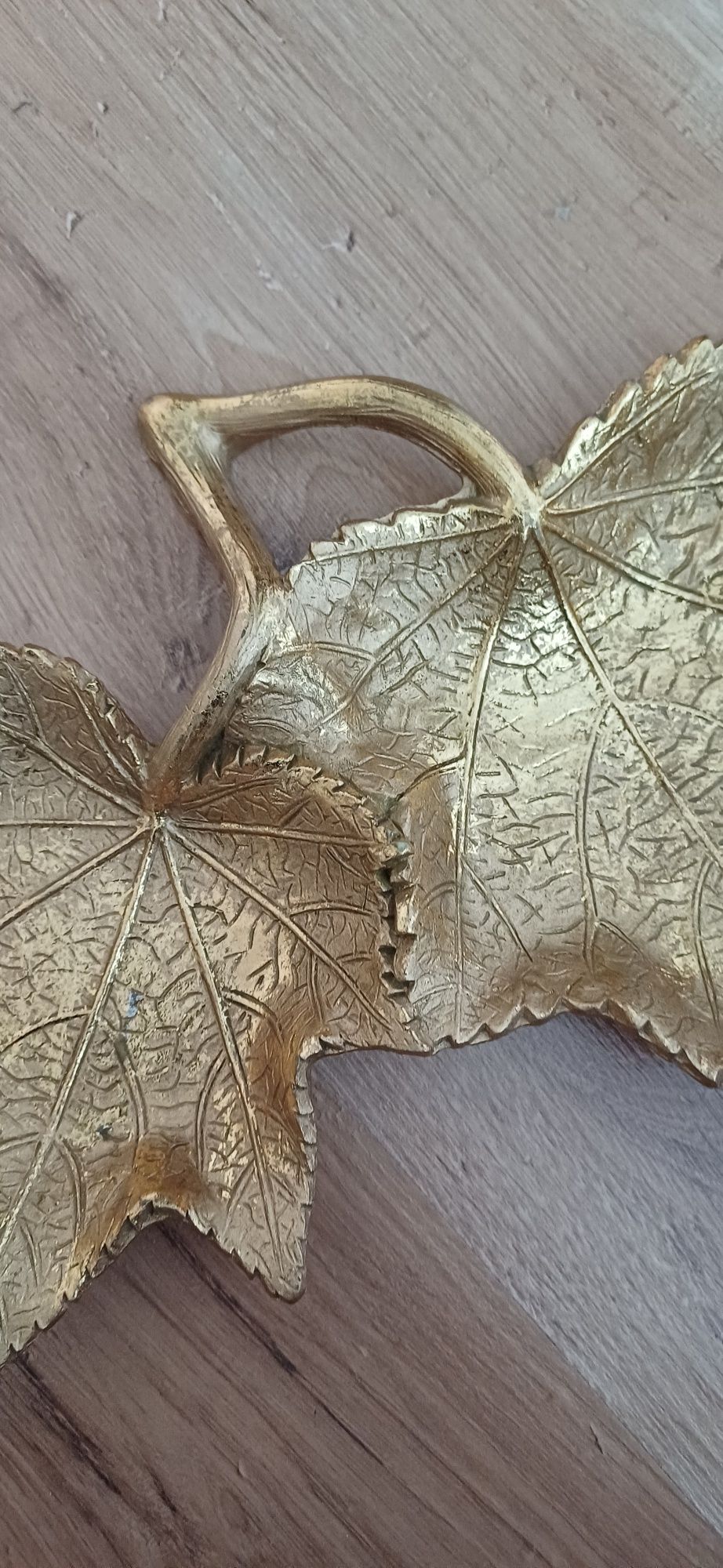Złota drewniana tacka liść Pepco