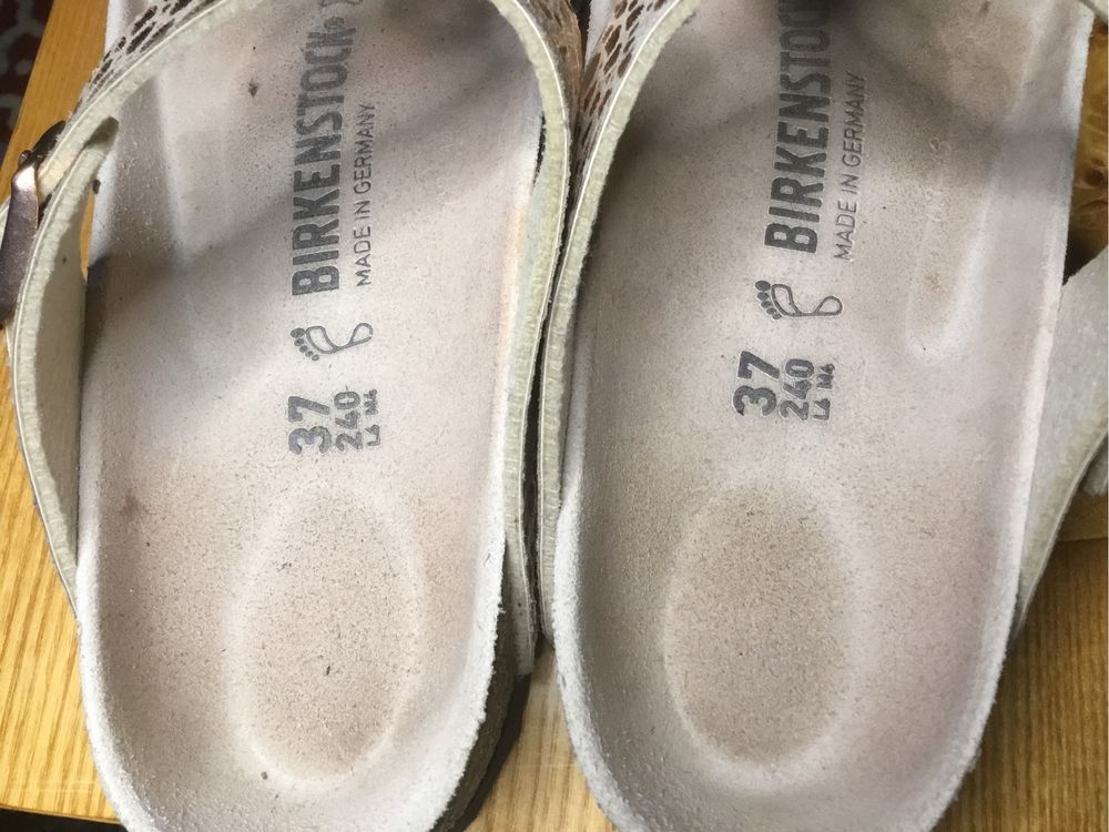 Шлепанцы босоножки сандалии золотые кожаные Birkenstock p.37