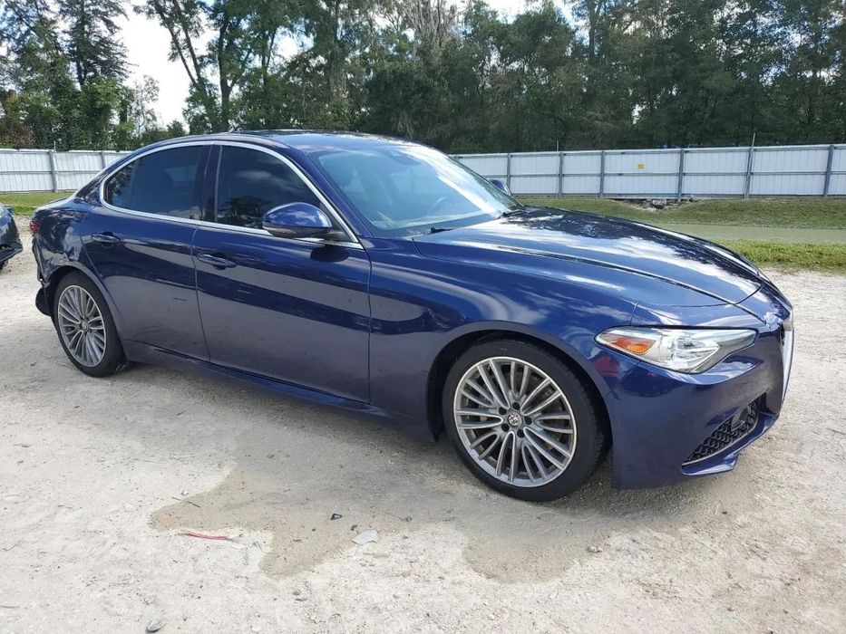 Alfa Romeo Giulia Niski przebieg zadbany serwisowany TI