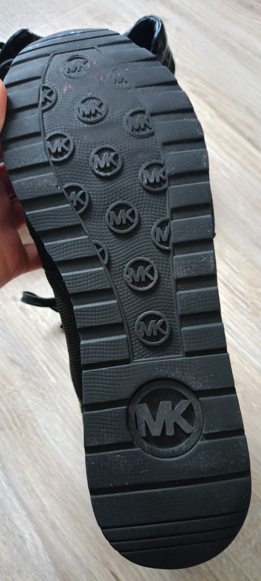 Adidasy czarne MK