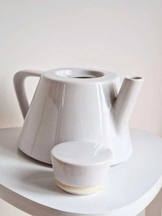 Vintage ceramiczny dzbanek na herbatę z podgrzewaczem IKEA