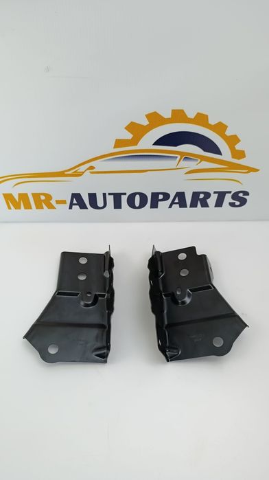 Кронштейн підсилювача (саблі) правий лівий Tesla Model 3 Highland