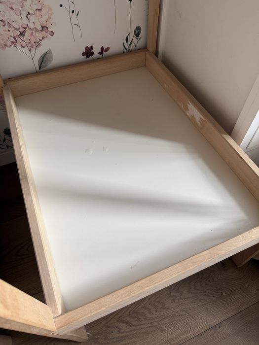 Łóżeczko z materacem i przewijak Ikea Sniglar