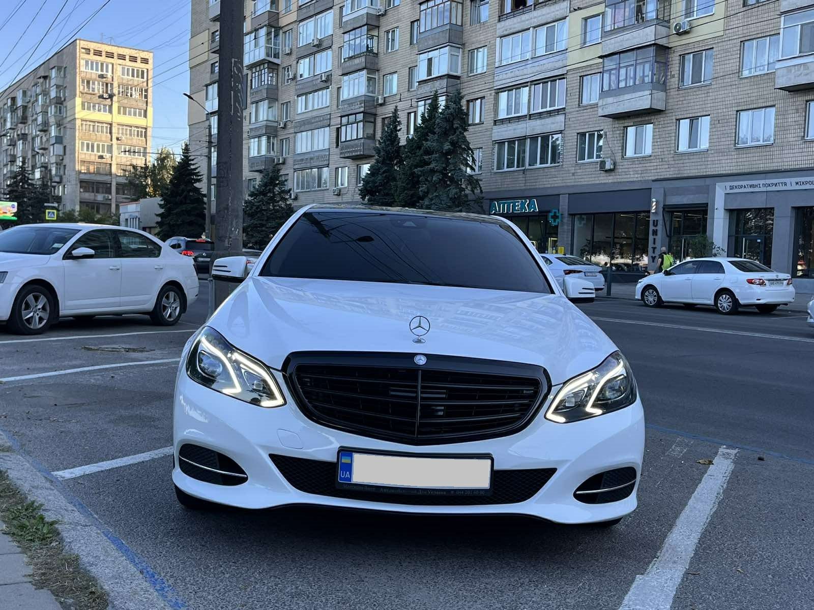 Мercedes- Benz W212