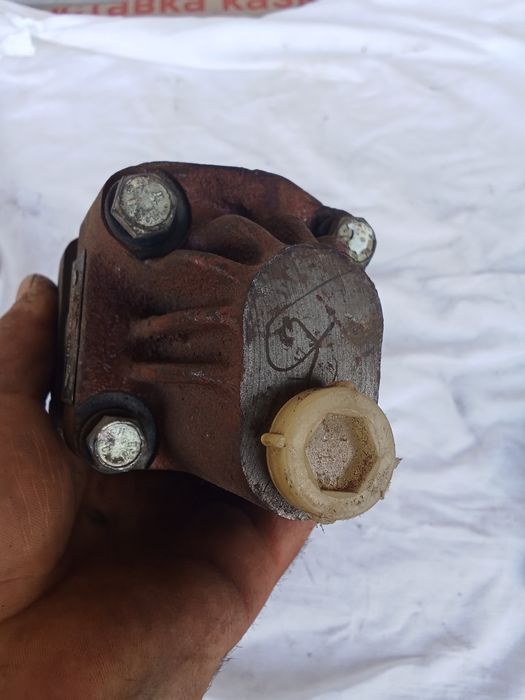 Насос ГУР ЗИЛ,ГАЗ66 новий