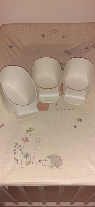 Przewijak sztywy plus pojemniki