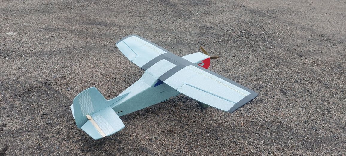 Літак RC. Chopper STOL