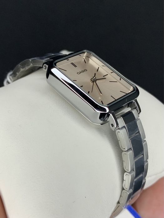 Годинник жіночий Casio LTP-V009D-4 Рожеві Оригінал Гарантія Часы
