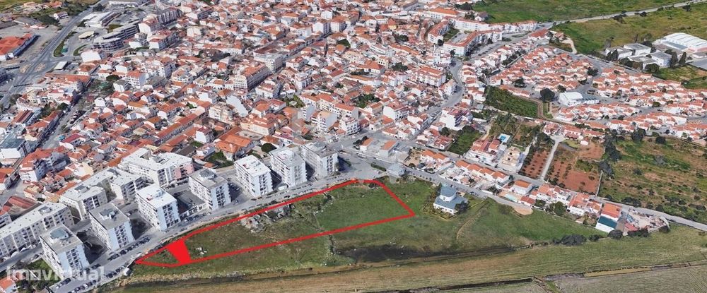 Lote para Construção moradia T3 em zona privilegiada e residencial de