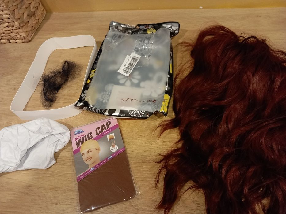 Peruka syntetyczna Krótkie faliste kręcone czerwona