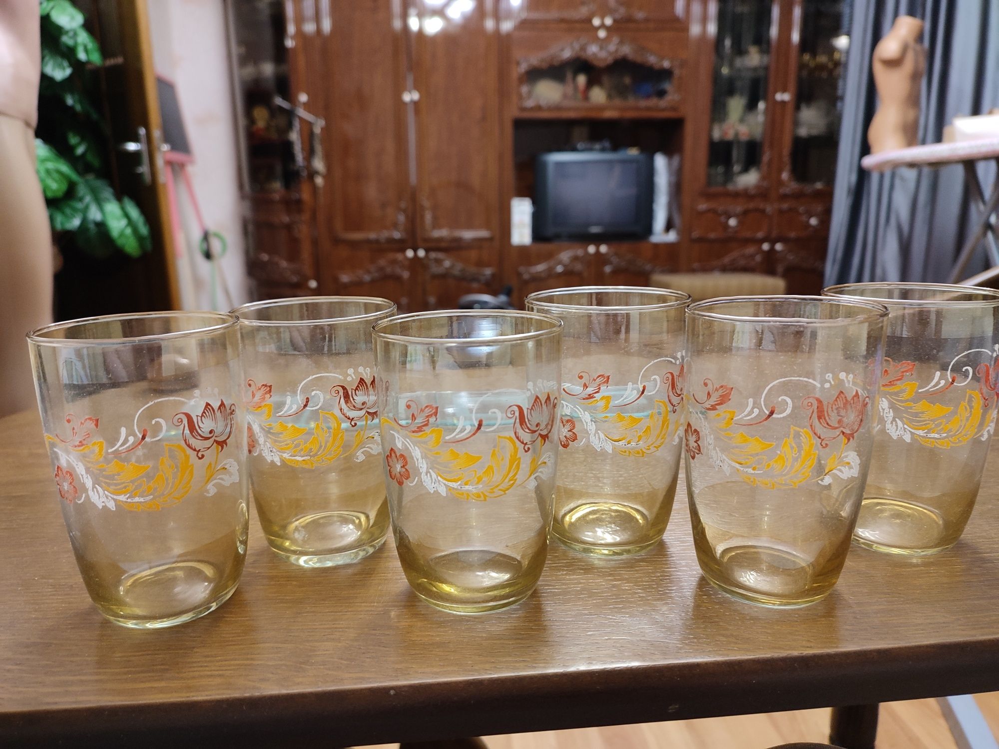 Набір склянок келихів стаканів склянки стакани келихи