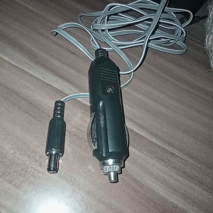 Автомобільний адаптер від прикурювача, 12 В