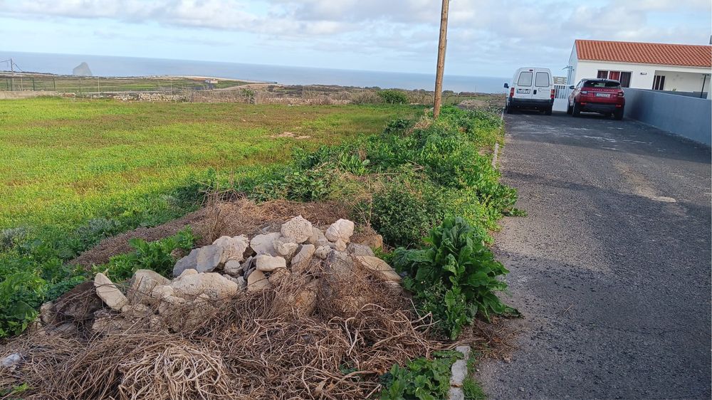 Vende-se terreno para construcao Porto Santo