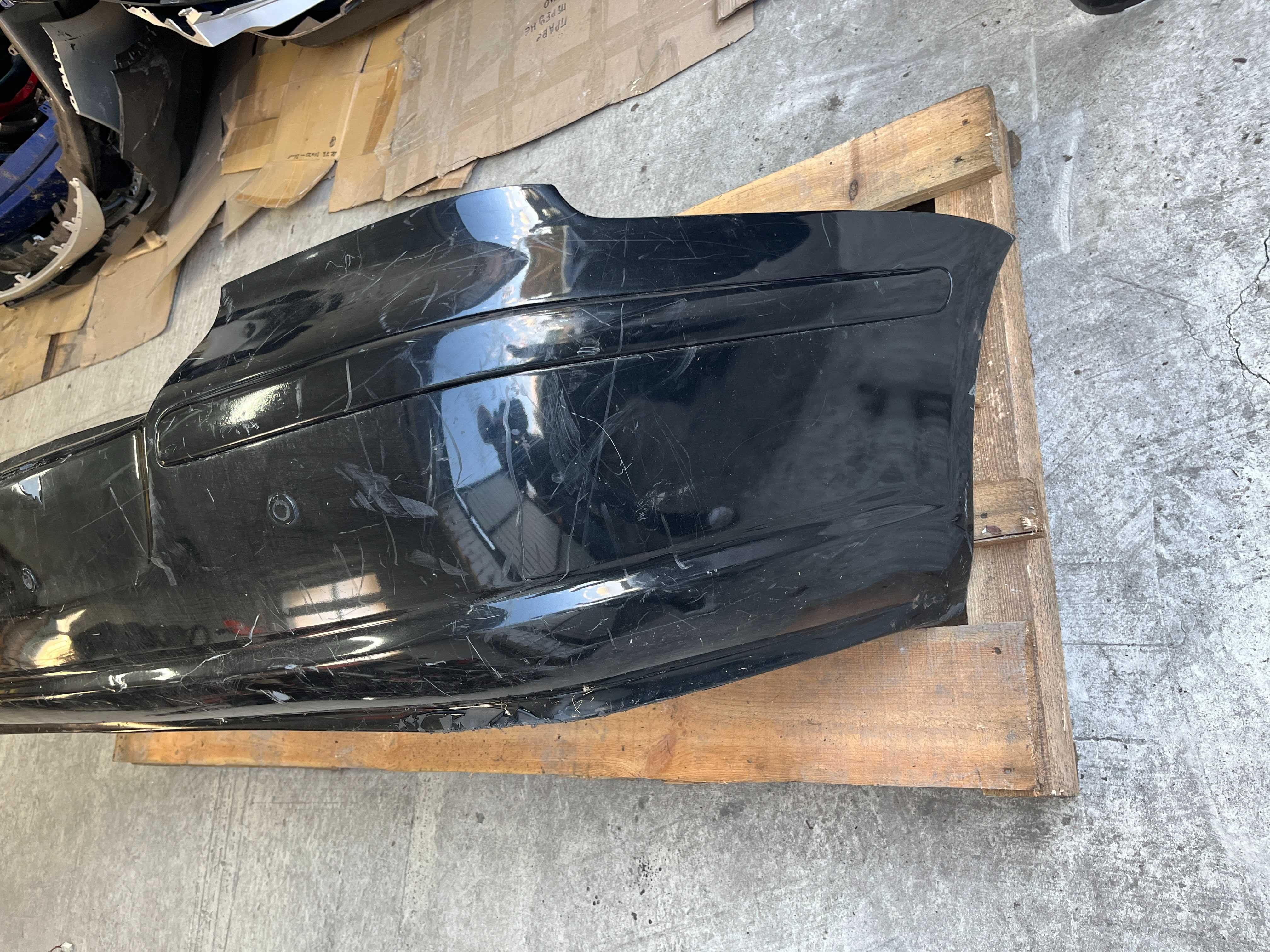 Задній бампер Toyota Avensis T25 седан 2003-2008 5215905090