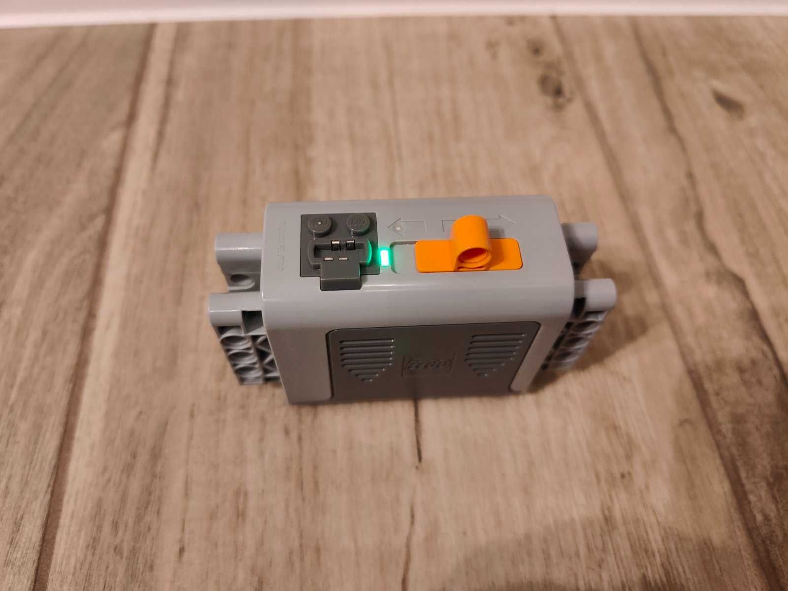Електрика Lego Power Functions Батарейний блок 8881