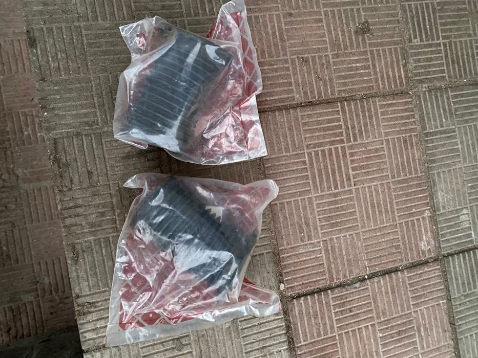 Пыльники на передние амортизаторы Chevrolet Cruze 2016,Opel Astra 2015