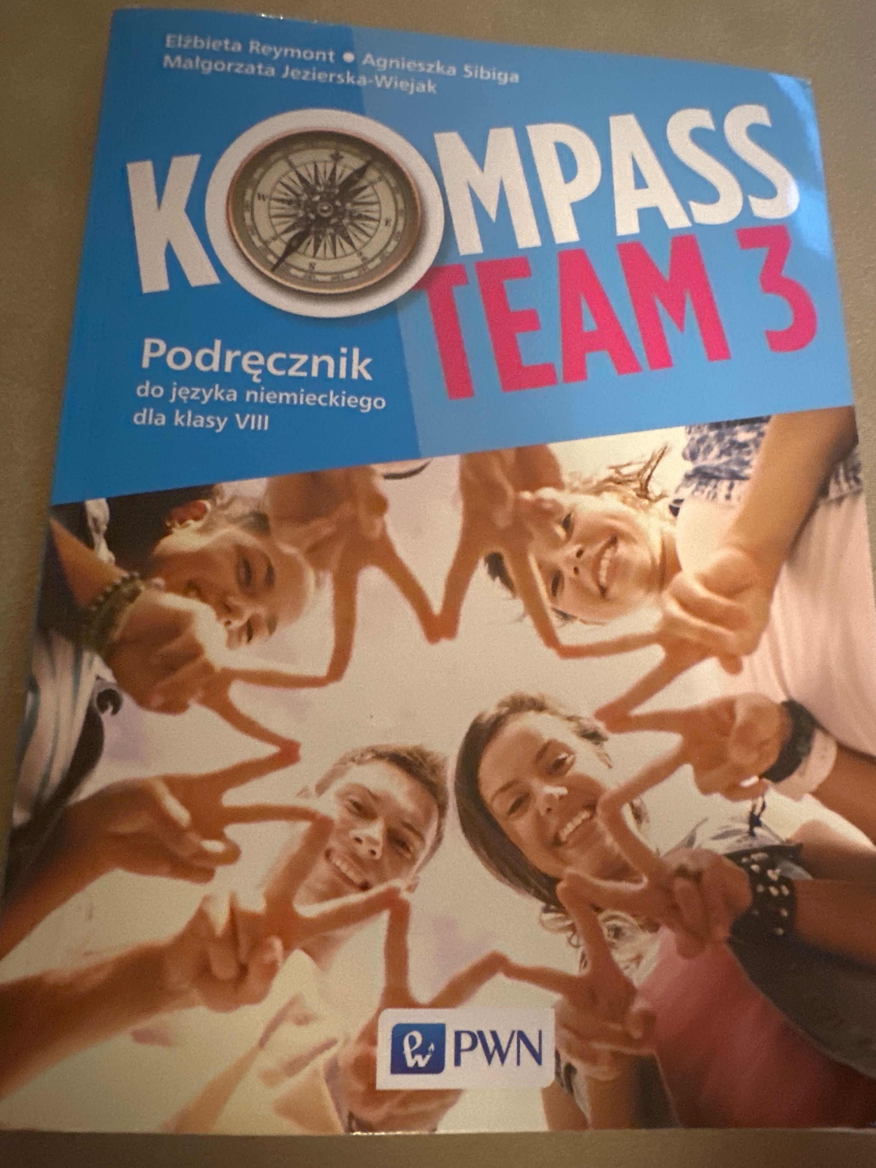 Kompas team 3 podręcznik do niemieckiego klasa 8 VIII