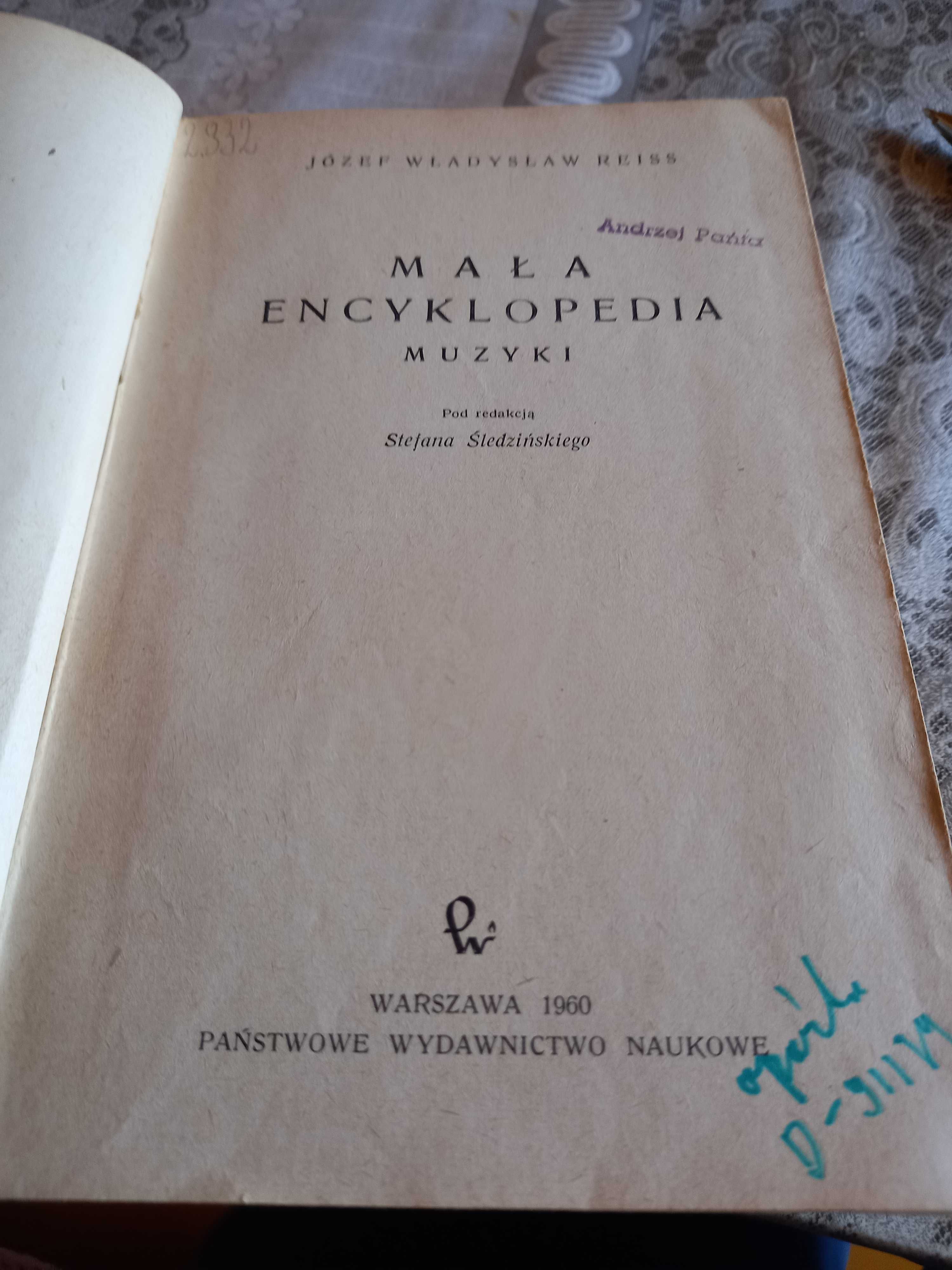 książka Mała Encyklopedia Muzyki 1960 r