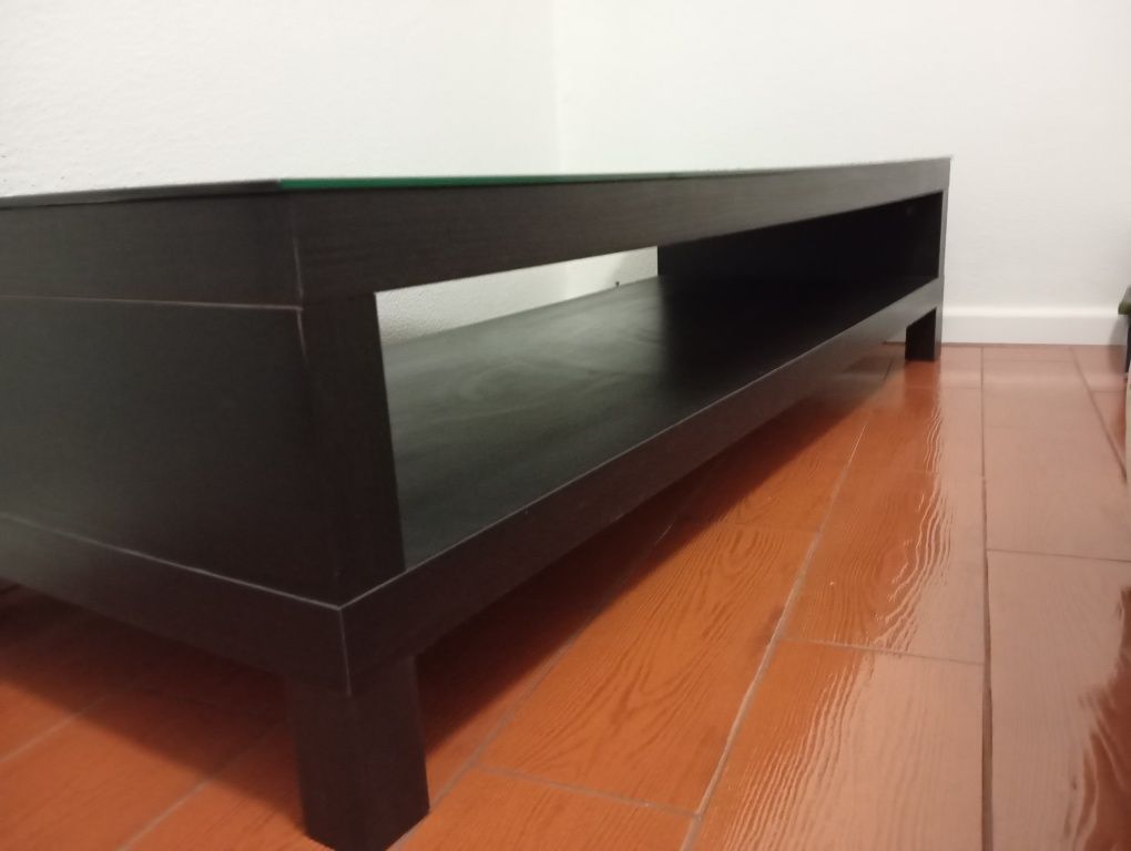 Mesa de televisão/com tampo de vidro