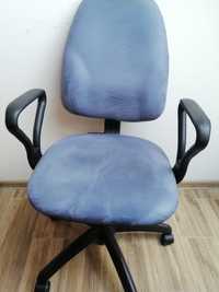 Krzesło biurowe używane, porządne w dobrym stanie