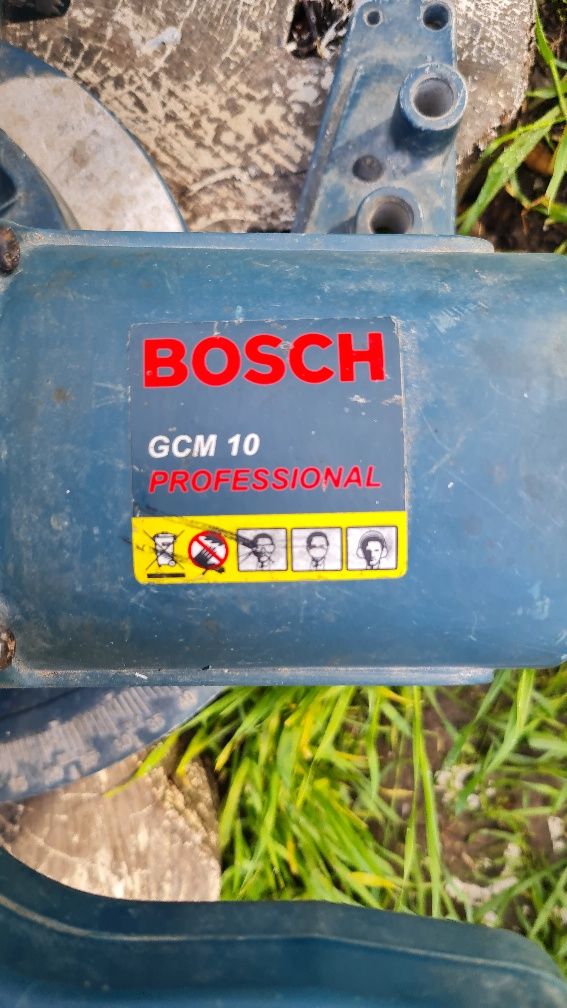 Торцювальна пила Bosch GCM 10 Professiona б/у.l