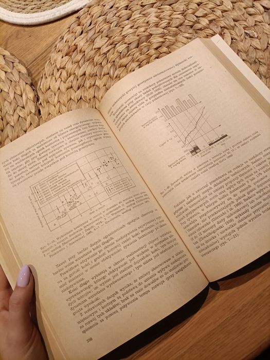 Czynniki rozwoju człowieka | Państwowe wydawnictwo naukowe