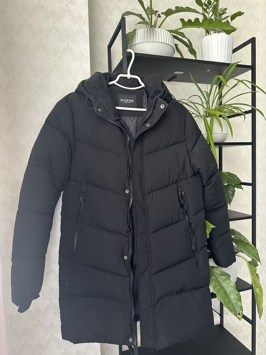 Зимняя  тёплая куртка/пуховик