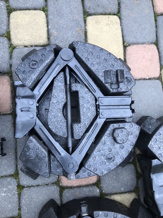 Домкрати гаки Форд Kuga,Escape,Edge,Volvo XC 60,XC90